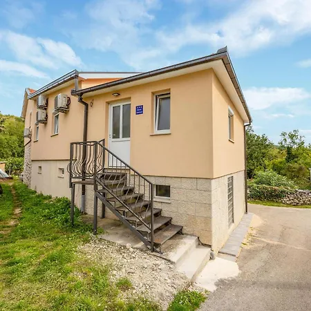 1 Bedroom Stunning In Apartment Imotski